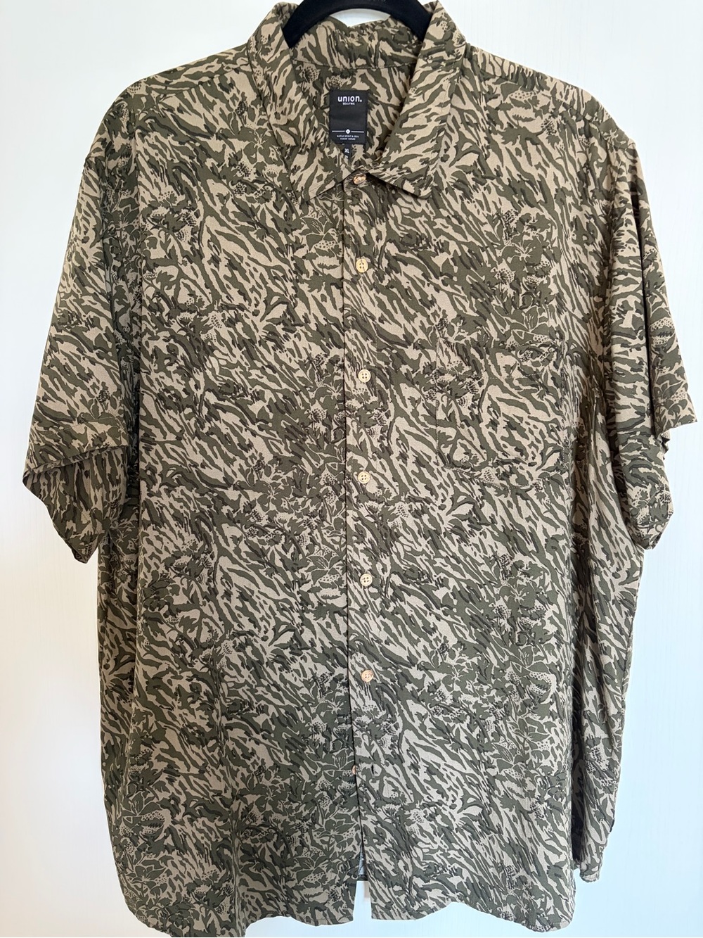 UNIONBAY Men's Short-Sleeve Button Down Shirt in Olive and Beige Camo